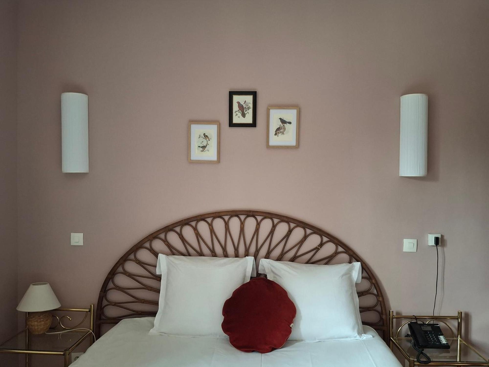 Hostellerie Du Lys Lamorlaye Buitenkant foto
